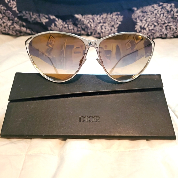 Authentic DIOR Sunglasses - Picture 1 of 6
